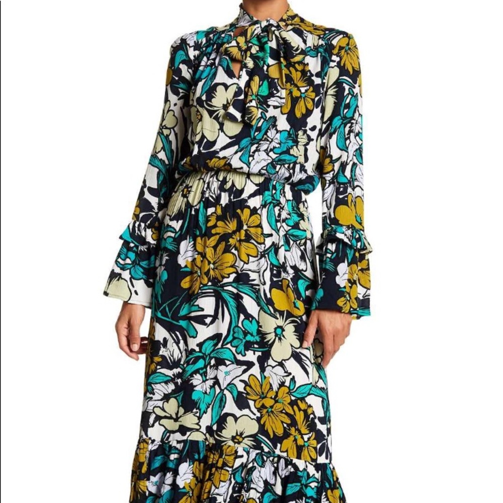 New ECI dress with 3/4 sleeves